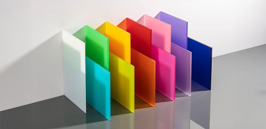 Plexiglas colorat